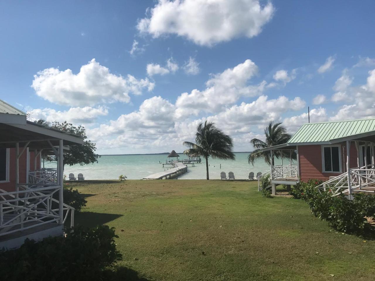 Tilt-Ta-Dock Resort Belize Corozal Kültér fotó